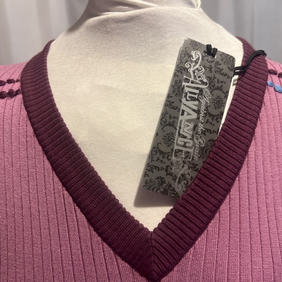 Alliance Against The Grain Hourglass Women’s sweater - Picture 4 of 4